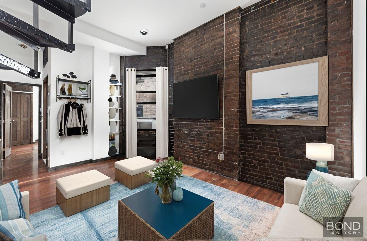 Foto principal - 516 E 12th St