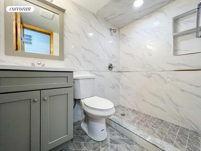 Foto del edificio - 94 Nostrand Ave