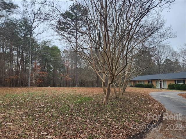 Foto del edificio - 11128 Mallard Creek Rd
