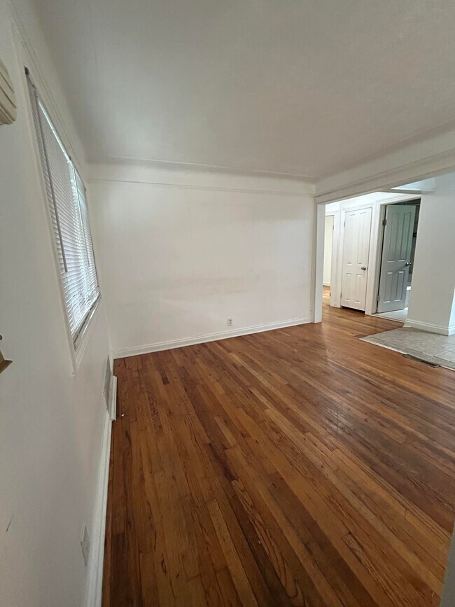 Foto del edificio - 26274 McDonald St