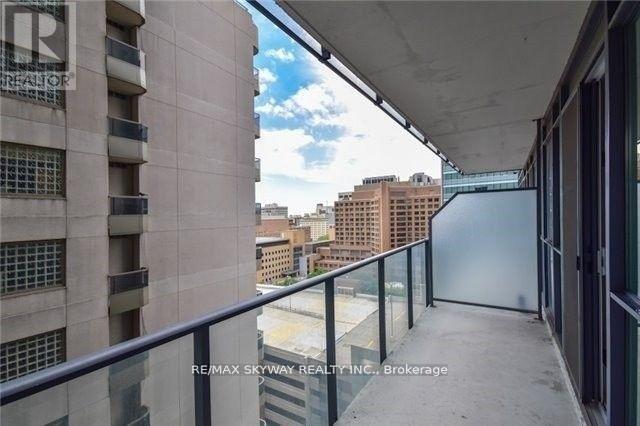 Photo du bâtiment - 770 Bay St.