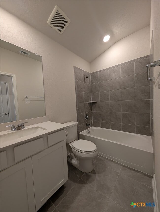 Building Photo - 3069 Charyn Wy