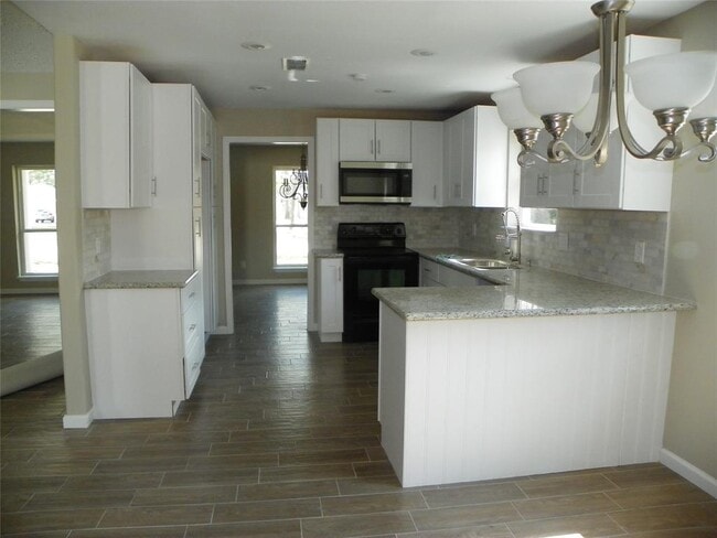 Building Photo - 18027 Bambriar Dr