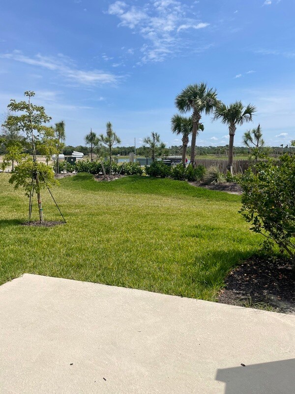 Foto del edificio - 8596 Lunar Skye St