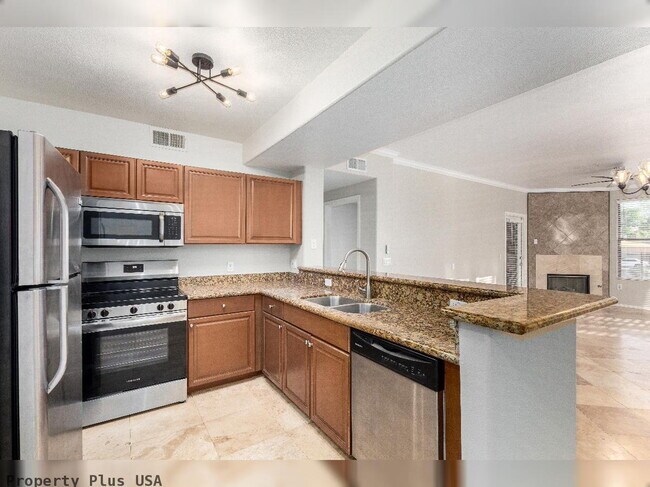 Foto del edificio - "Spacious 2-Bed, 2-Bath Condo Retreat in Scottsdale's Prime Location - 1,146 Sq Ft of Comfort!"
