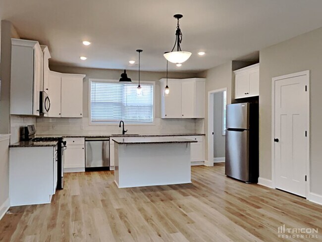 Building Photo - 317 Arbor Cir