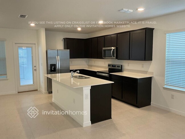 Building Photo - 5830 Sagebrush Aly