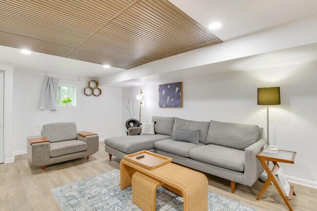 Foto del edificio - 4642 W Montana St