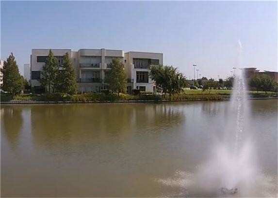 Foto del edificio - 1456 Lake Pointe Pkwy