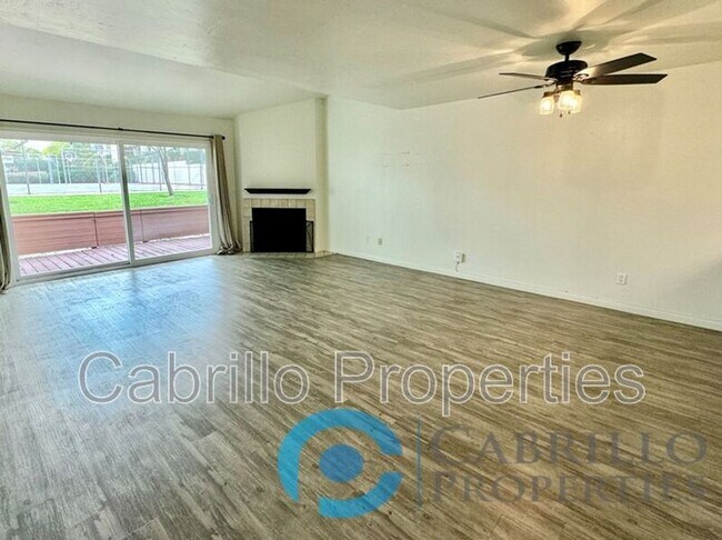 Foto del edificio - 7715 Saranac Pl