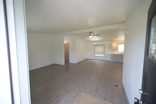 Foto del edificio - 3 bed 2 bath in Sequim