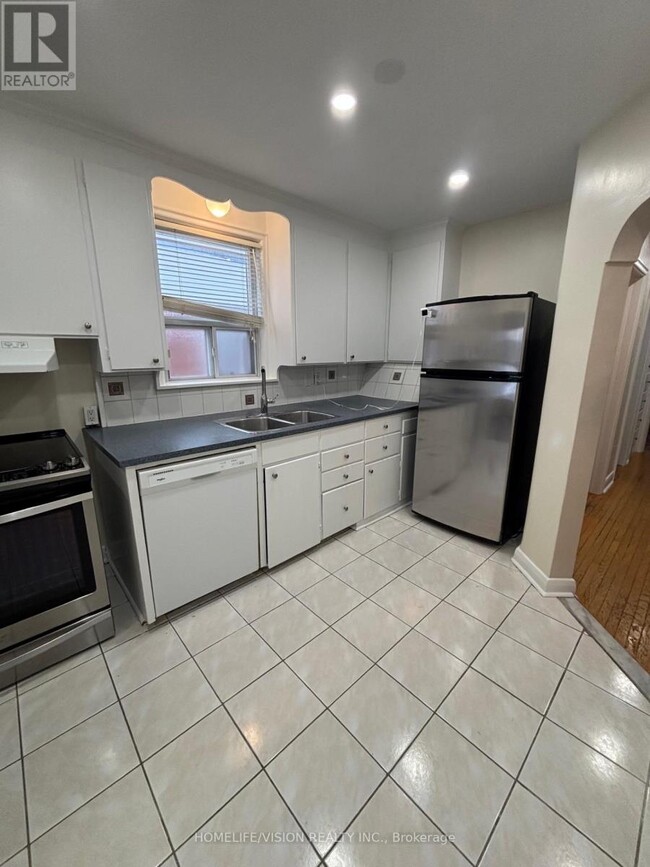 Building Photo - 34 Inniswood Dr