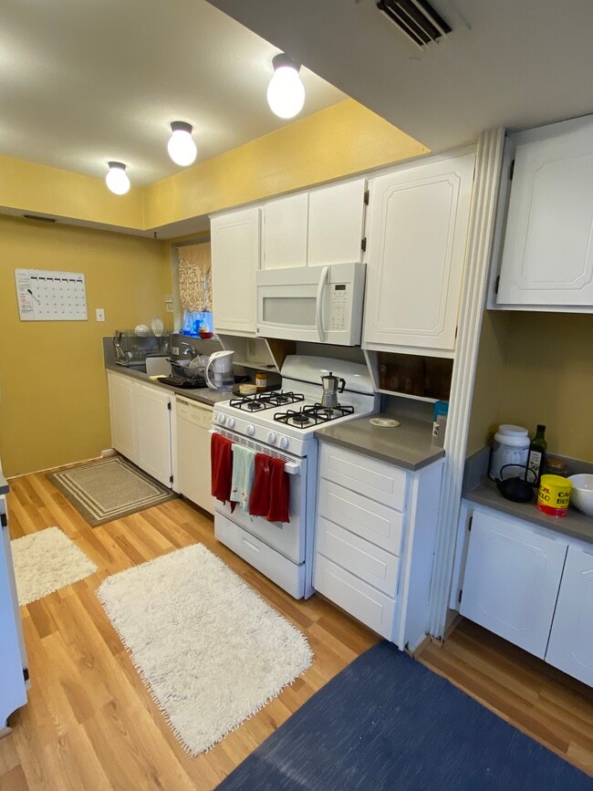 Building Photo - 2117 Flat Creek Dr