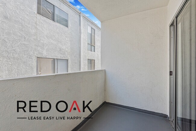 Foto del edificio - 1033 3rd St