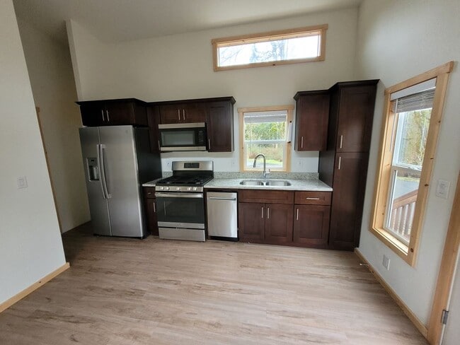 Building Photo - 65000 US-26