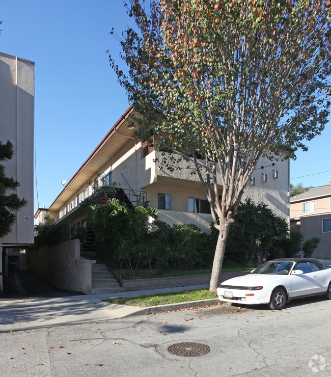 Building Photo - 231 Justin Ave