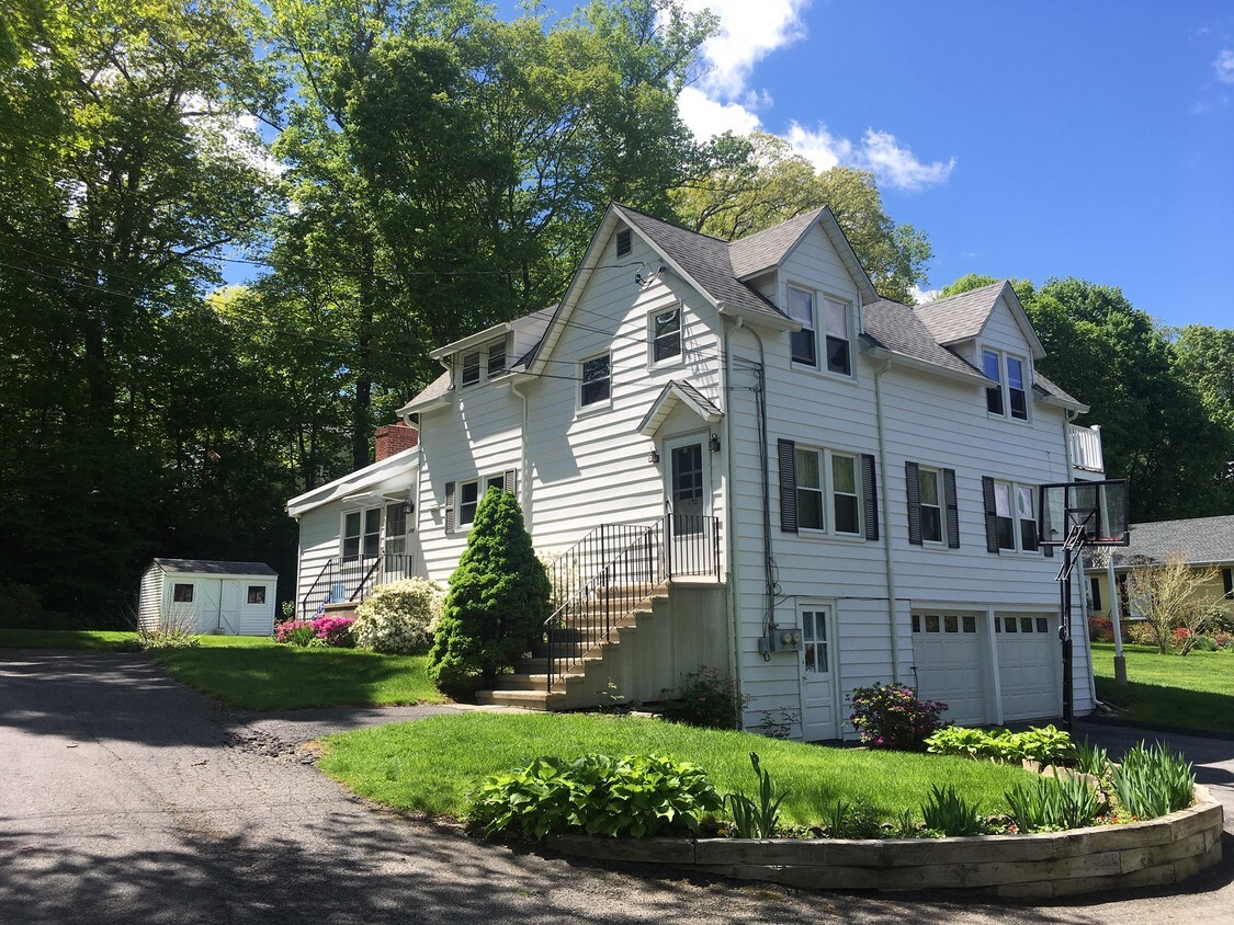 172 Heritage Hill Rd, New Canaan, CT 06840 Apartments in New Canaan, CT