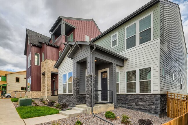 Foto del edificio - BEAUTIFUL  3BED/2.5BA SINGLE FAMILY HOME A...