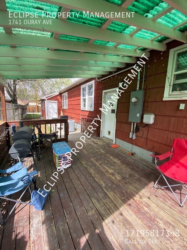 Primary Photo - CMU 2 bed Basement Apartment!!!