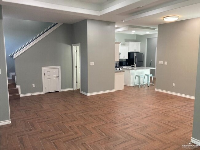 Building Photo - 18 S 6th St