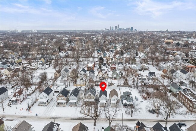 Building Photo - 2244 E 100th St