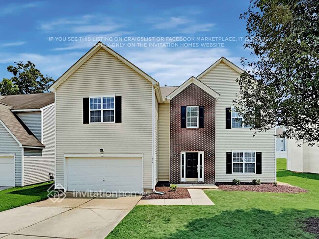 Building Photo - 1514 Peachcroft Rd