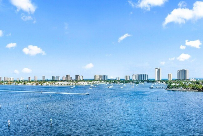 Foto del edificio - 2640 Lake Shore Dr