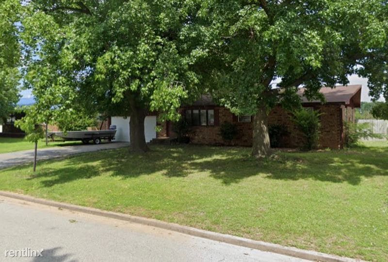 Primary Photo - 3 br, 1.5 bath House - 1401 Dyer St.