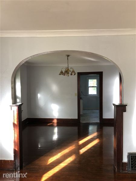 Foto del edificio - SW two bed lower