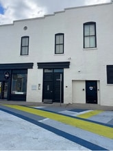 Building Photo - 409 6th St