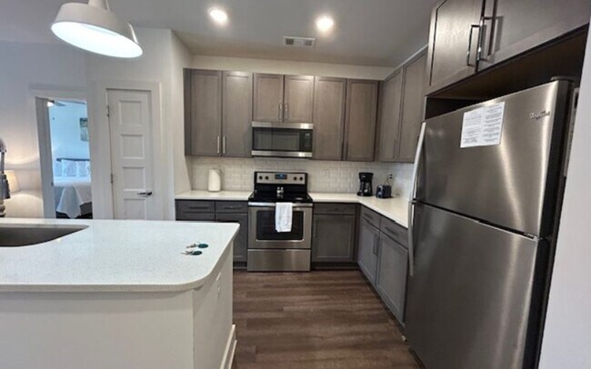 Foto del edificio - 10105 Westside Pkwy