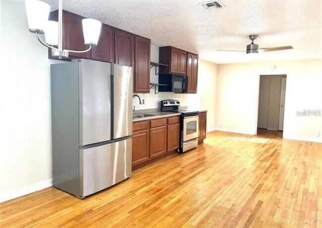 Foto del edificio - 2394 Orange Center Blvd