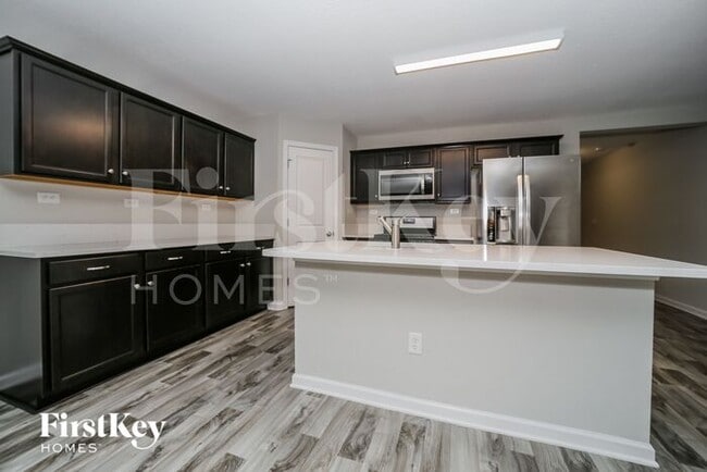 Building Photo - 3019 Firethorn Ave