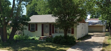 Building Photo - 805 N Hudson Ave