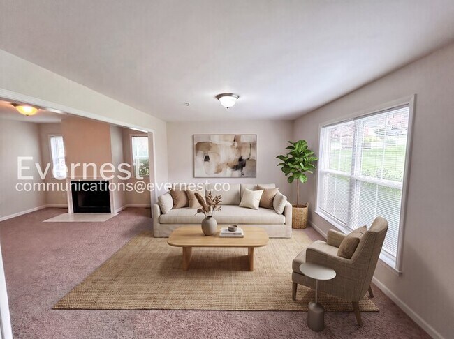 Building Photo - 701 Vineland Ct