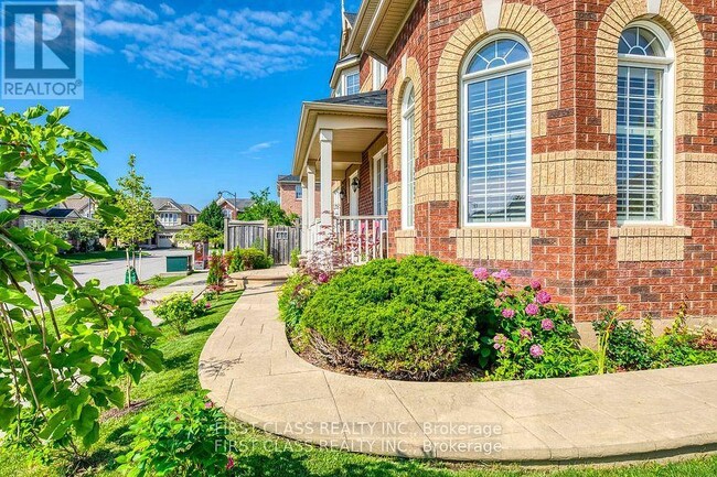 Building Photo - 720 Savoline Blvd