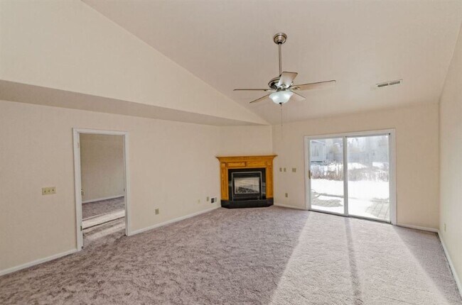 Foto del edificio - 1135 Spearhead Drive. Glenville, NY