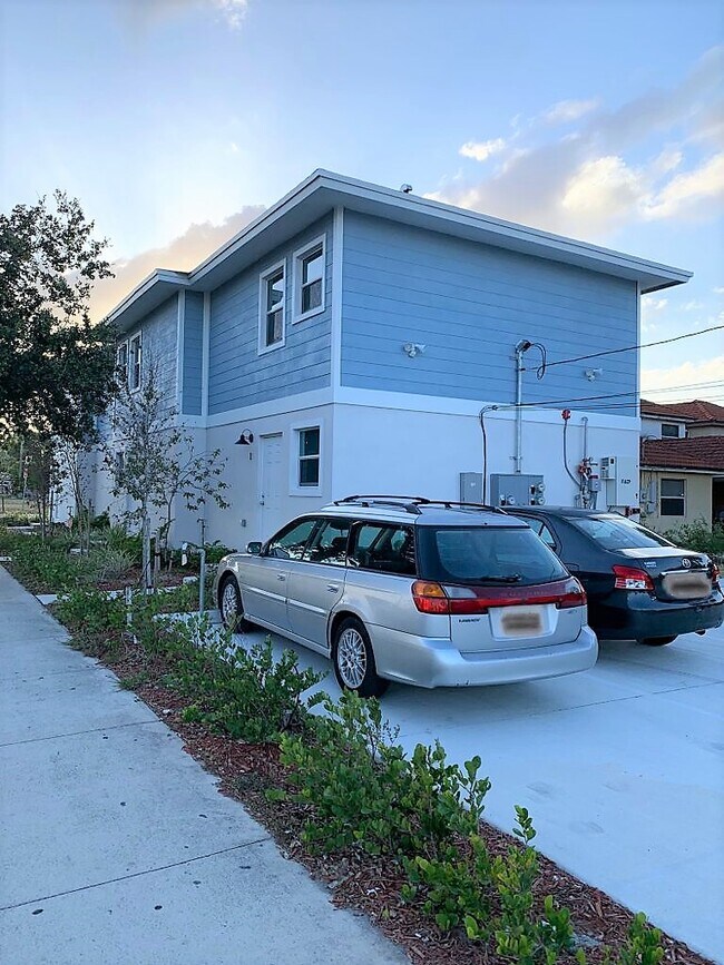 Foto del edificio - 1210 6th Ave S