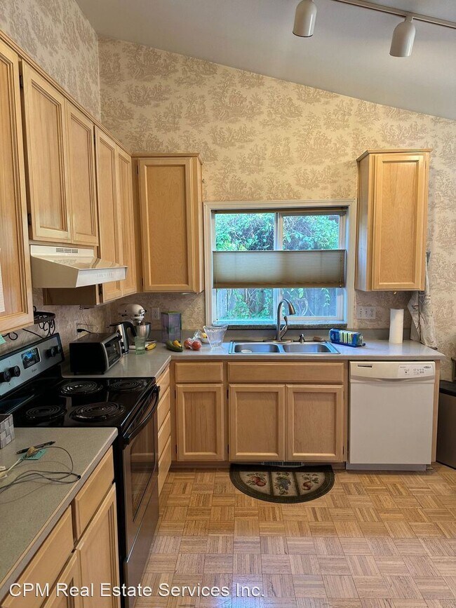 Building Photo - 2 br, 2 bath House - 572 Pheasant Run Drive