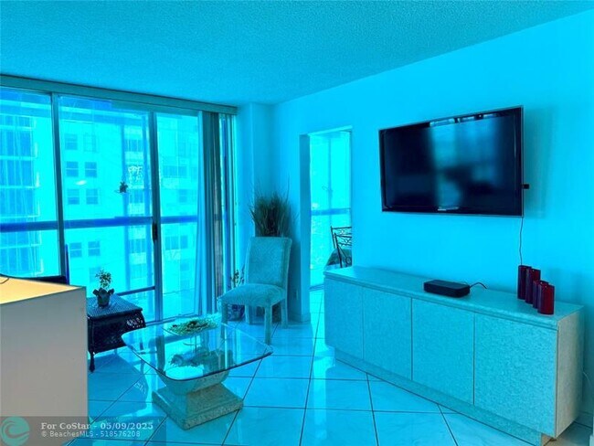 Foto del edificio - 101 Briny Ave