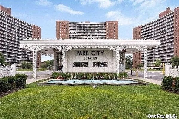 Foto del edificio - 61-55 98th St