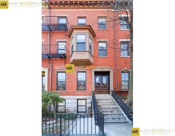 Foto del edificio - 471 Massachusetts Ave