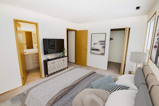 Photo du bâtiment - Huntington Hill Coachhomes