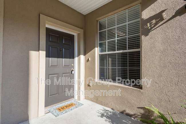 Foto del edificio - 9777 Summer Grove Way W