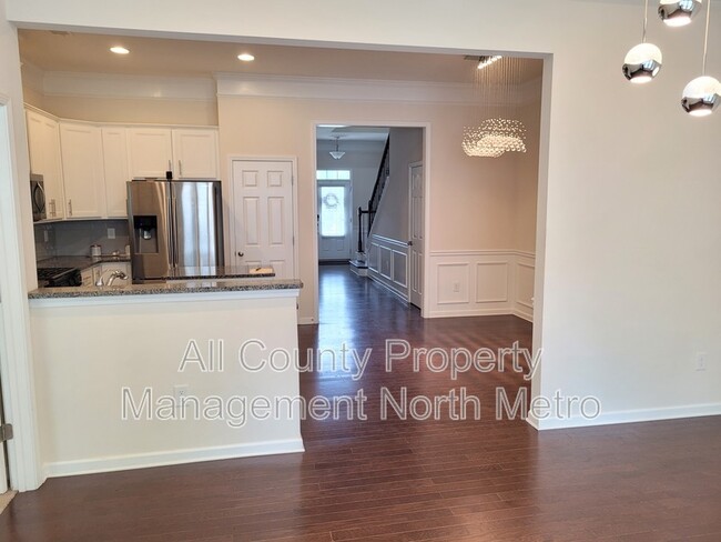 Building Photo - 4808 Blue Elm Ln