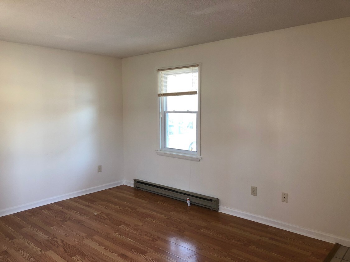 123 W 7th Ave, Ranson, WV 25438 Apartments in Ranson, WV