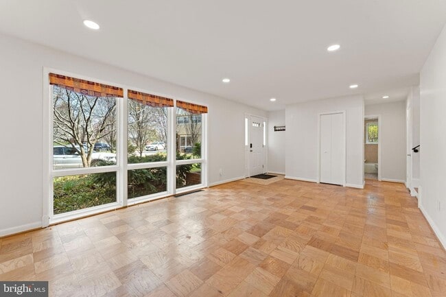 Building Photo - 6337 Beryl Rd