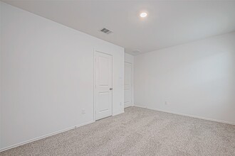 Building Photo - 2913 Bur Lndg Ln