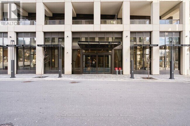 Building Photo - 30 Elm Dr W