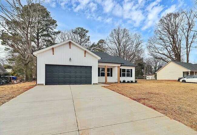 Foto del edificio - Brand New 4BD/2BA Ranch In Monroe!